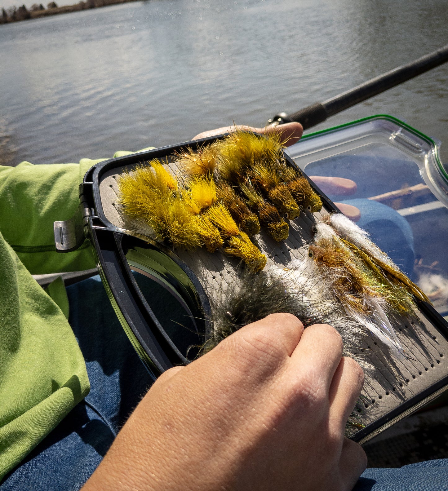 "Big Daddy" Fly Fishing Box -Huge -Great for Your Boat or Raft, Holds Hundreds of Flies #1272